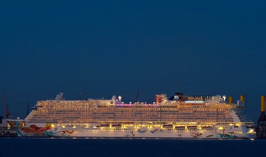 Budweiser To Terrorize Hell&#39;s Kitchen With Super Bowl Hell Boat