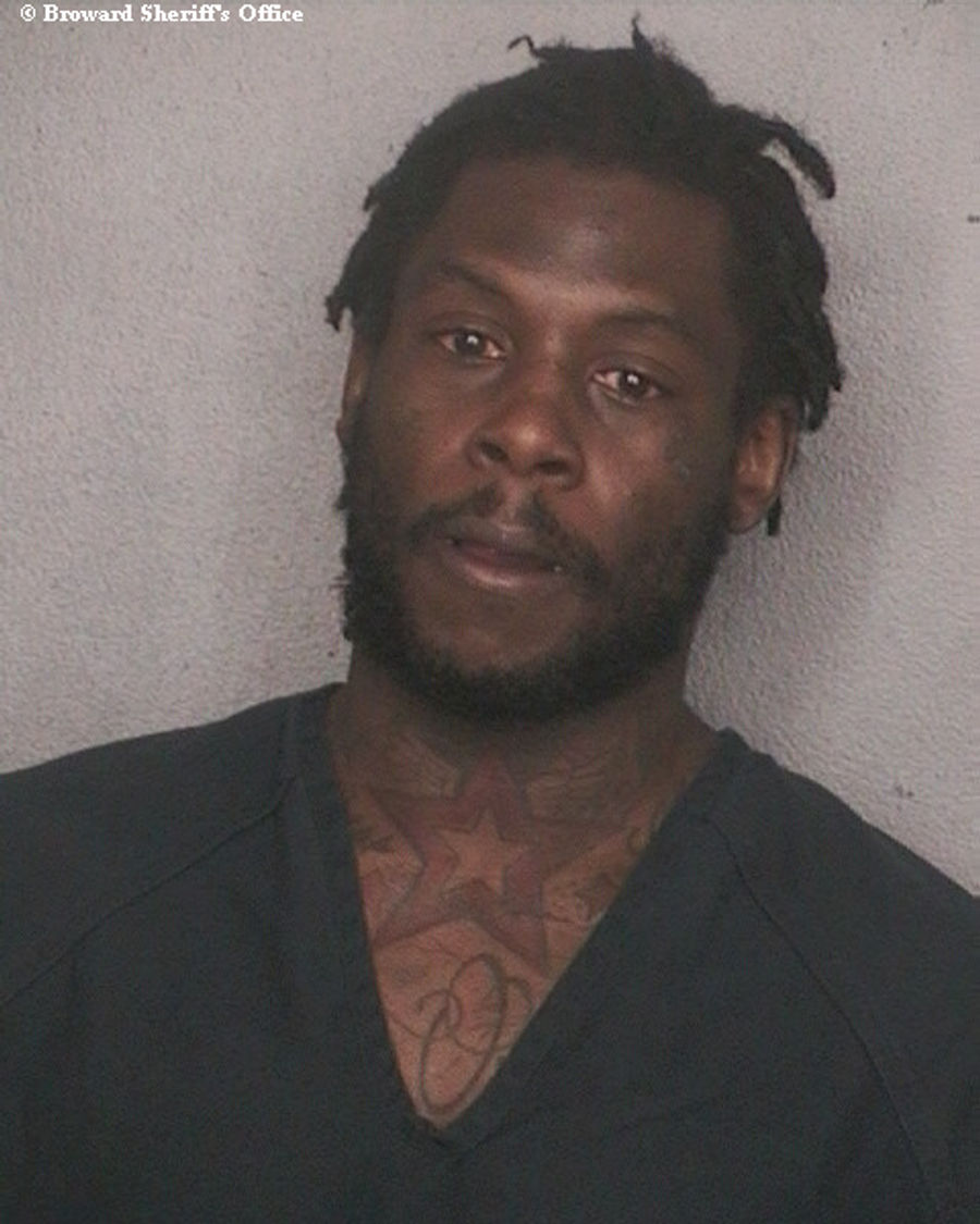 Davone Bess Arrested On Charges Of Assaulting An Officer (Update)