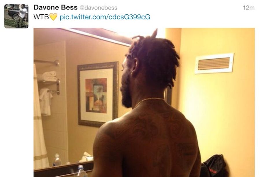 Davone Bess Tweets Picture Of Himself Completely Naked