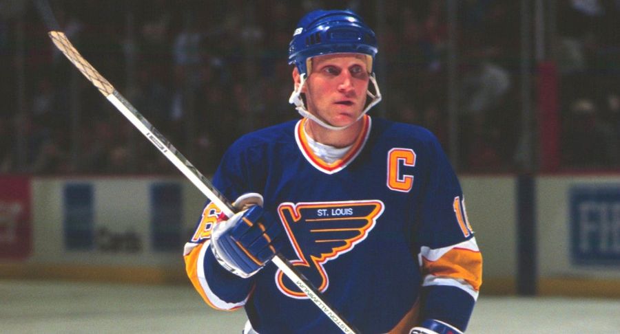 The Time Brett Hull Stole His Coach&#39;s Jaguar To Party All Night