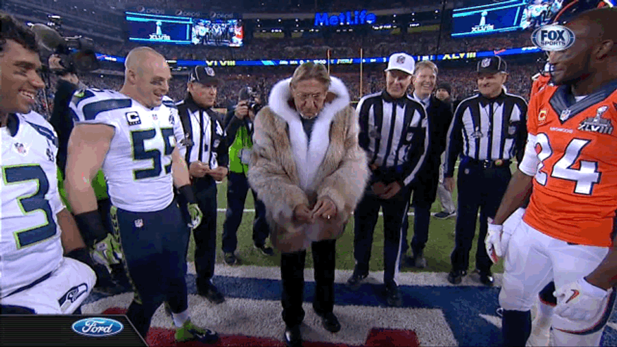 Joe Namath&#39;s Coin Toss Intercepted By Referee