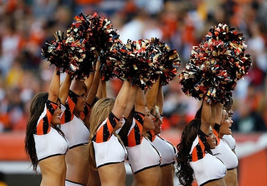 Deadspin | Rules For Ben-Gals Cheerleaders: "No Panties,"  "No Slouching Breasts"