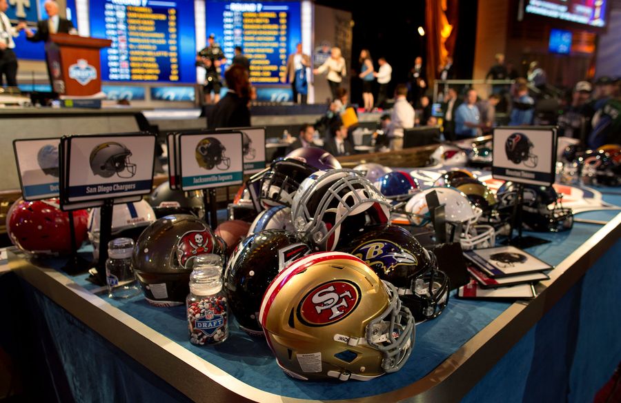 NFL Prospect Quits Job, Lives In Van To Train For Draft