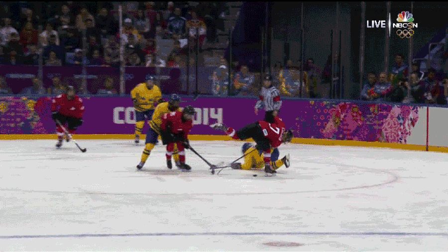 Swiss Women's Hockey Team Wins Bronze Thanks To This Empty Netter