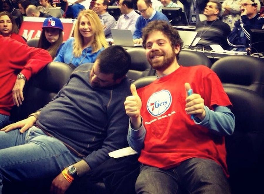 Sixers Fan Discovers The Best Way To Enjoy Sixers Games