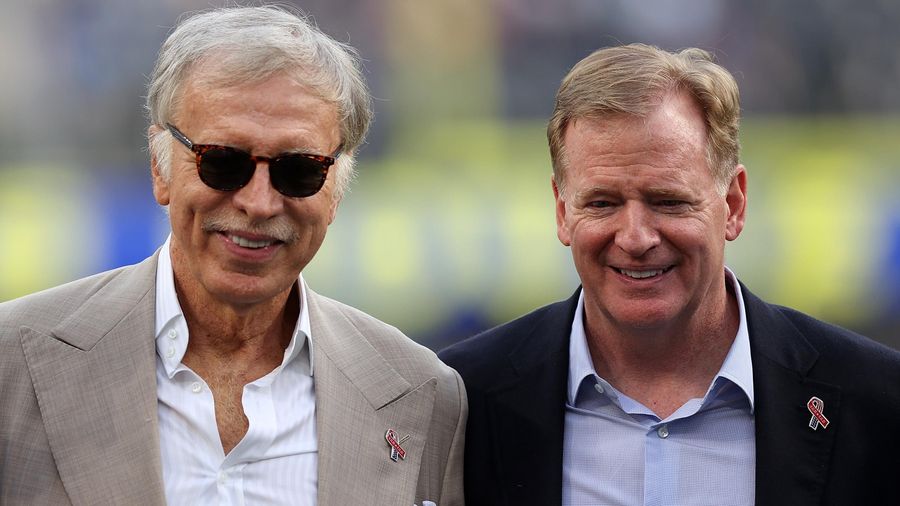 Avert your eyes, either Stan Kroenke or Mike Brown will get to hoist the Lombardi
