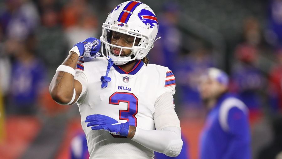 Buffalo Bills' Damar Hamlin FaceTimed with teammates