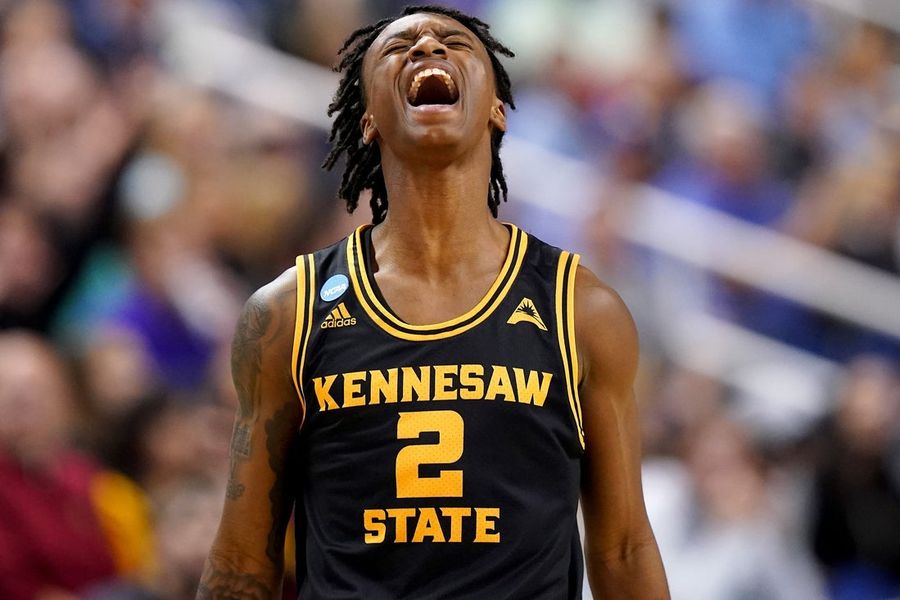 20 charged in point-shaving plot in college basketball