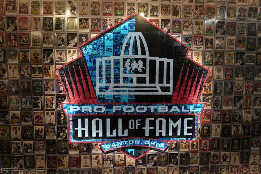 NFL: Pro Football Hall of Fame Gold Jacket Dinner