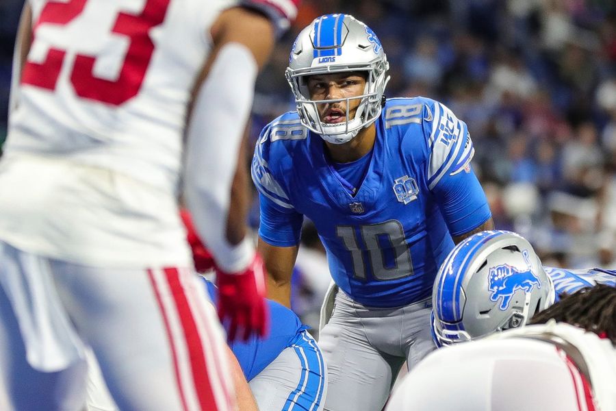 QB Adrian Martinez: From MVP of UFL to Jets training camp