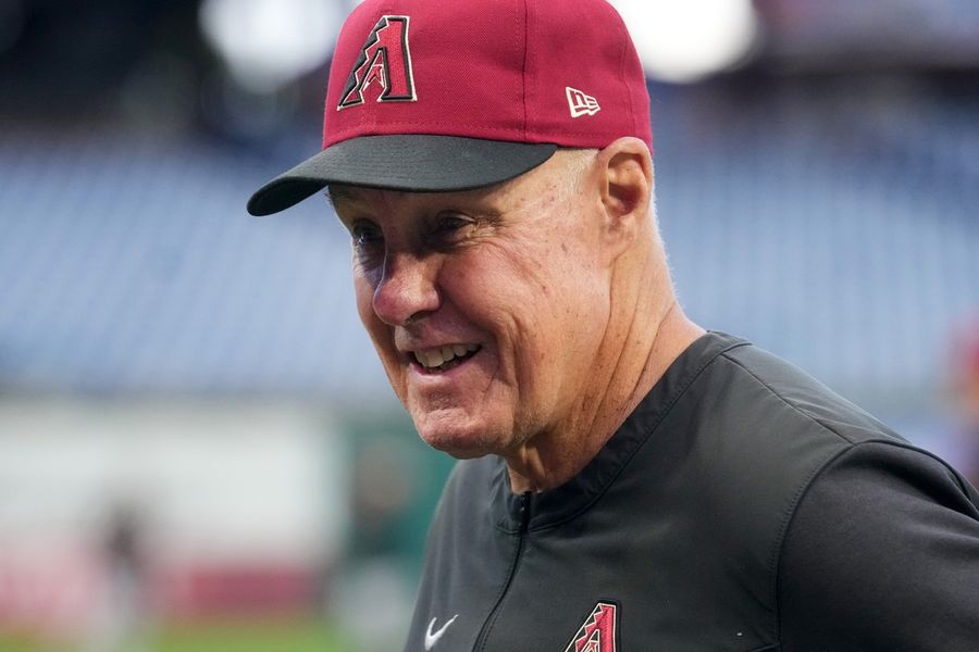 Los Diamondbacks despiden al entrenador de pitcheo Brent Strom
