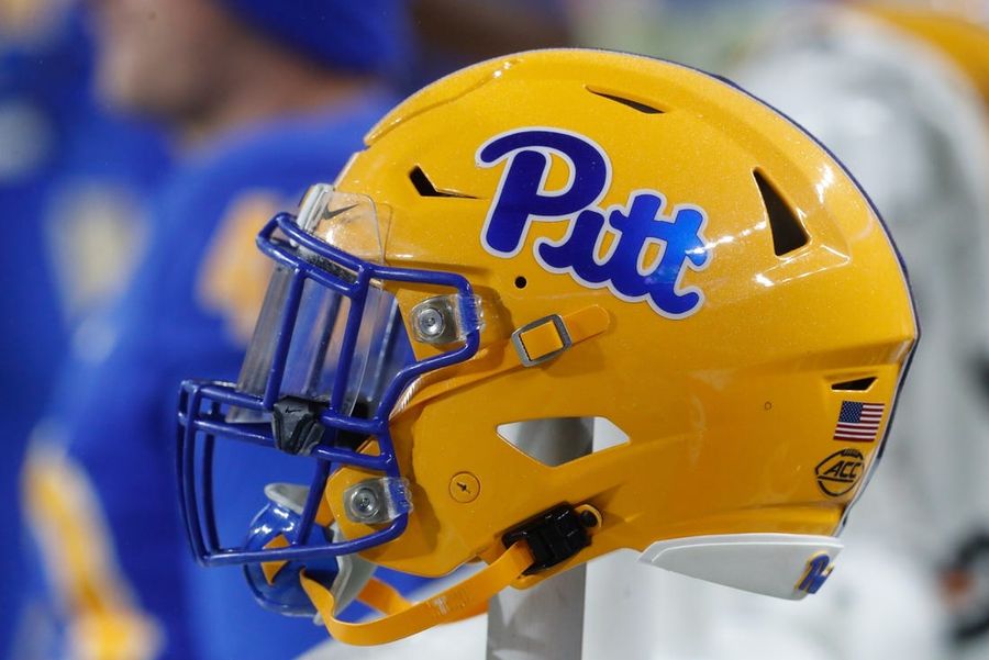 NCAA Football: Louisville at Pittsburgh