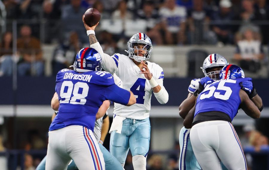 NFL: New York Giants at Dallas Cowboys