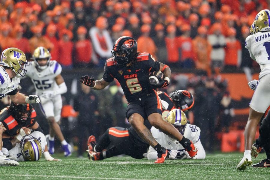 NCAA Football: Washington at Oregon State