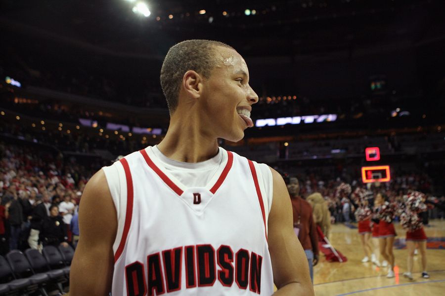 ‘Davidson Steph Curry’ is showing up tonight – it’s over for the Memphis Grizzlies
