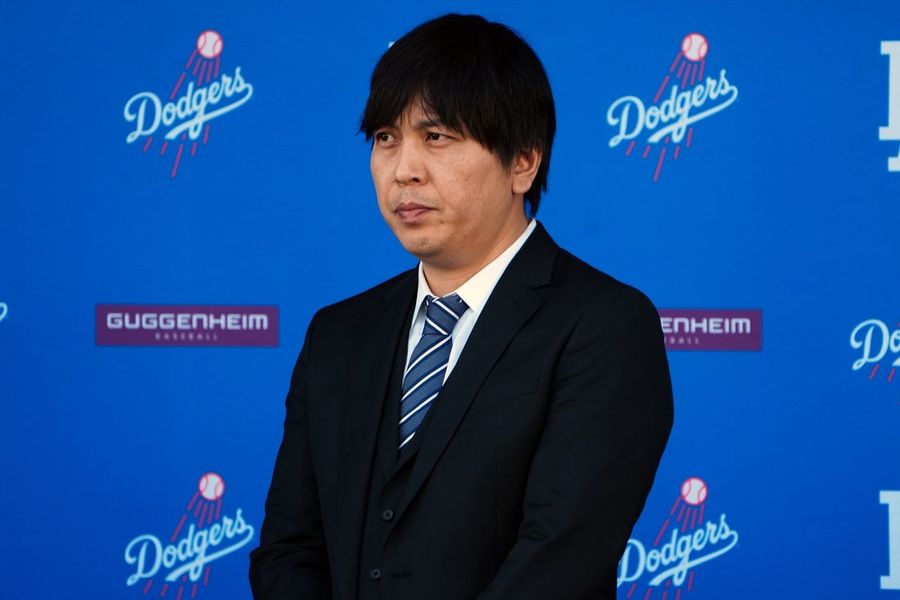 MLB: Los Angeles Dozers-Press Conference