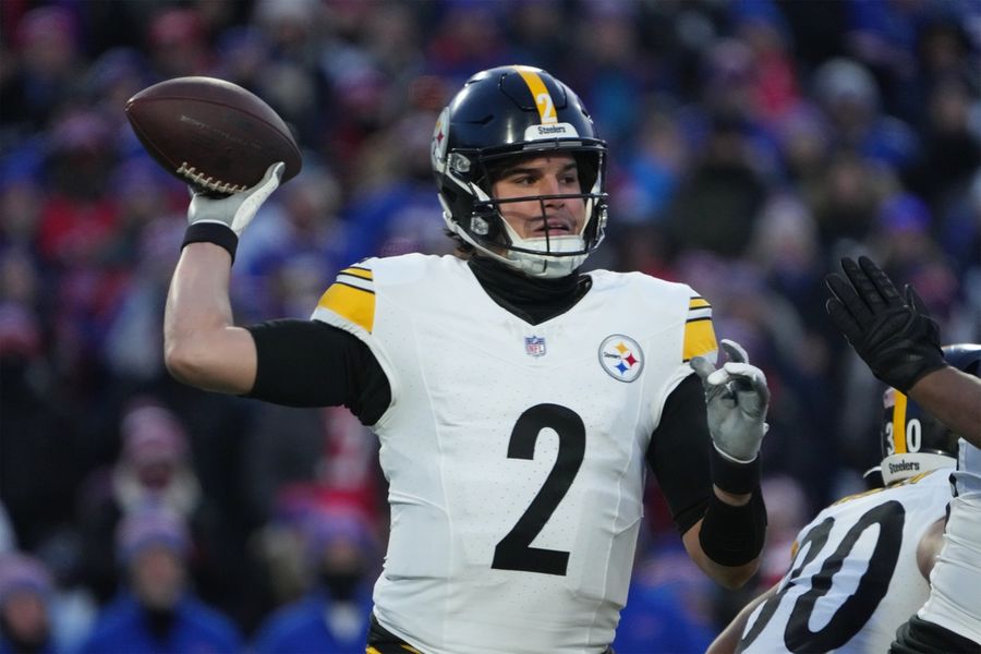 NFL: AFC Wild Card Round-Pittsburgh Steelers at Buffalo Bills