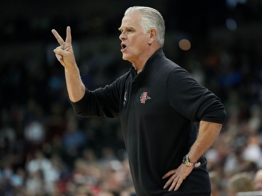 No. 24 San Diego State opens league slate at Fresno State