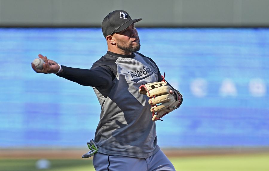 Informes: Los Ángeles firman al veterano INF Yoan Moncada