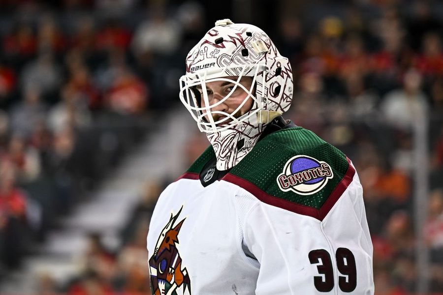 NHL: Arizona Coyotes at Calgary Flames