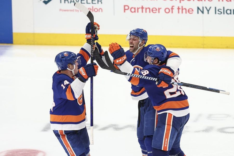 NHL: Stanley Cup Playoffs-Carolina Hurricanes at New York Islanders