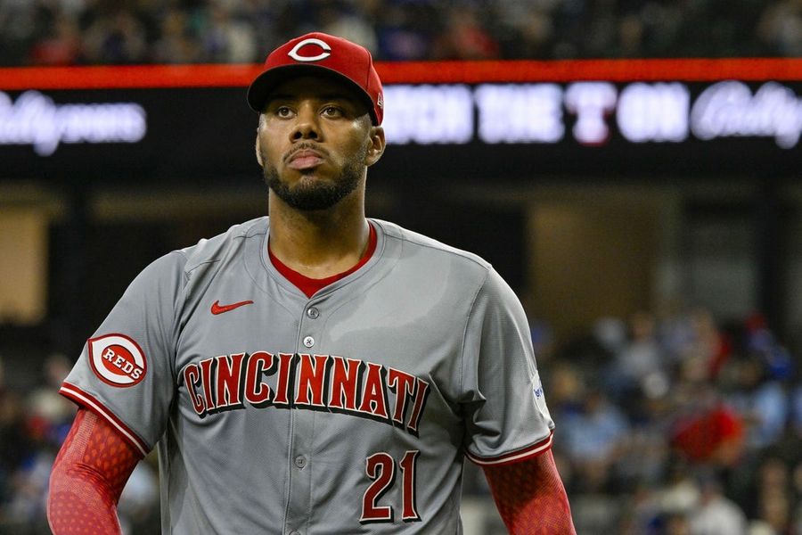 MLB: Cincinnati Reds at Texas Rangers