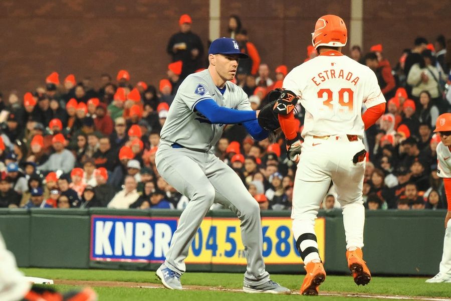 Shohei Ohtani, Mookie Betts lead Dodgers' rout of Giants