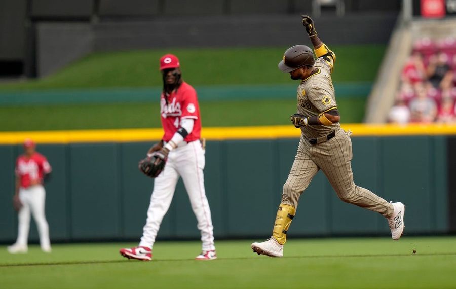 Luis Arraez providing spark as Padres eye series win vs. Reds