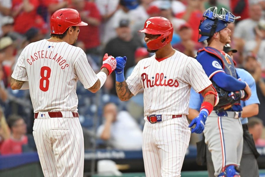 Phillies clobber Rangers for fifth straight win 