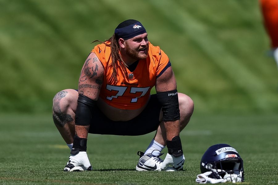 Broncos G Quinn Meinerz firma extensión de 4 años