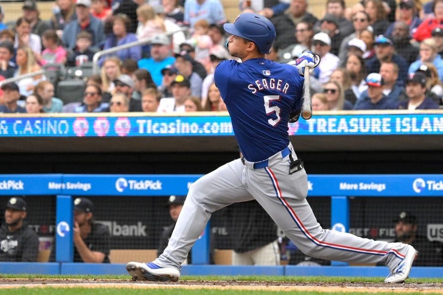 MLB: Texas Rangers at Minnesota Twins