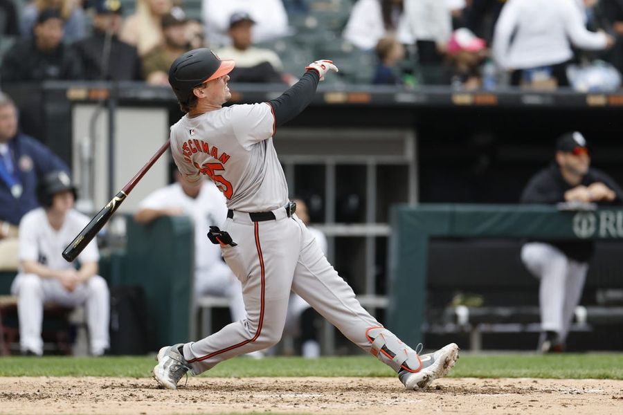 Orioles return from hectic road trip to face Red Sox