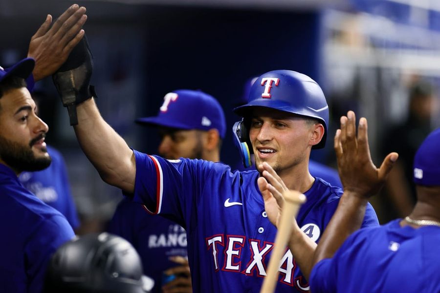 Andrew Heaney sparkles as Rangers blank Marlins