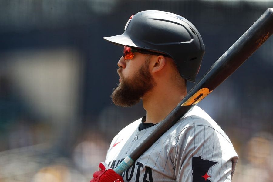 Twins option 1B/OF Alex Kirilloff, recall Austin Martin