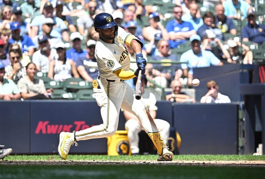 MLB: Toronto Blue Jays at Milwaukee Brewers