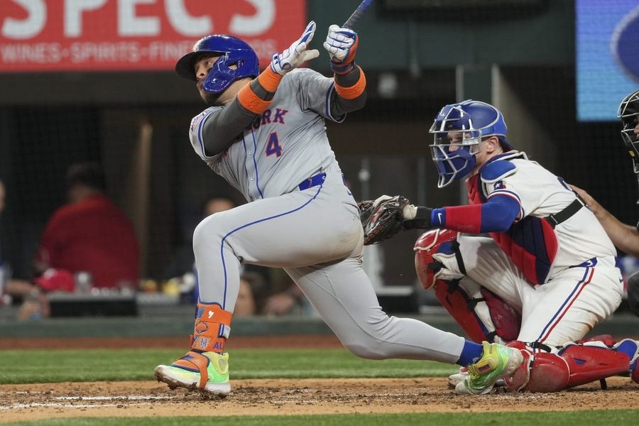 MLB: New York Mets at Texas Rangers