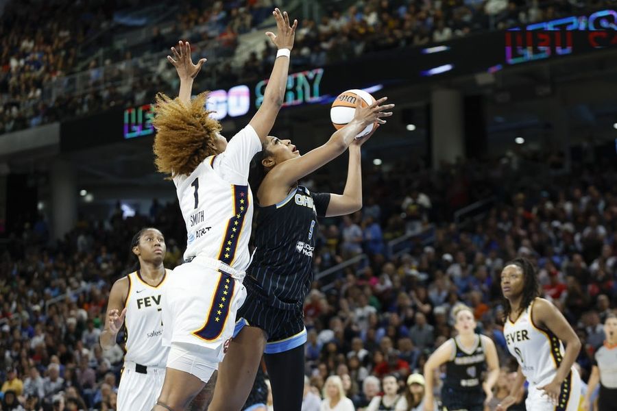 WNBA: Indiana Fever at Chicago Sky