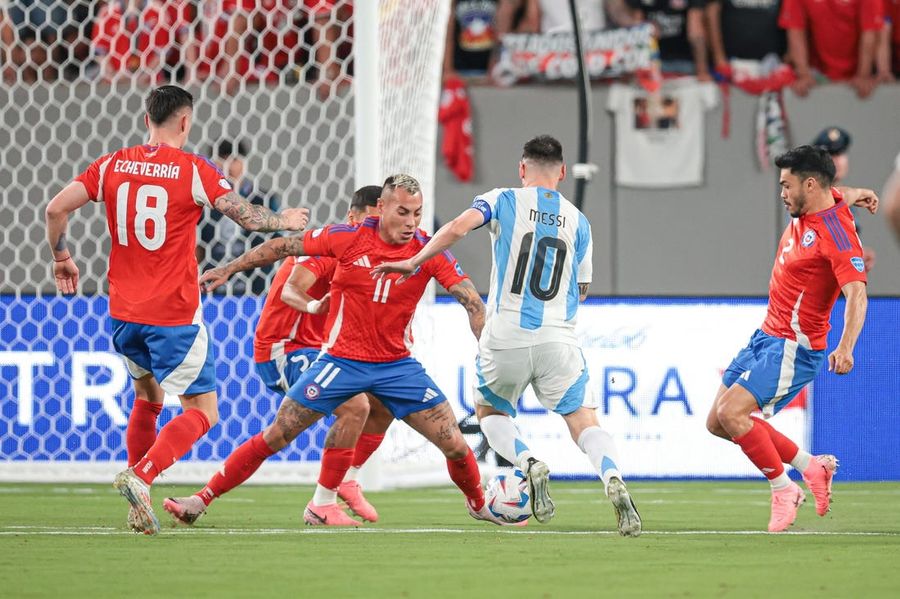 Soccer: Copa America-Chile vs Argentina