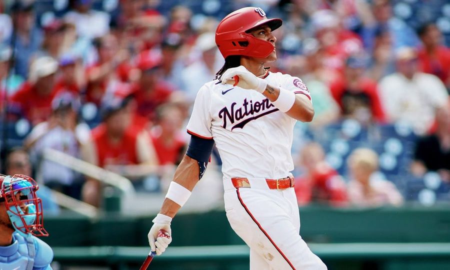 El novato James Wood pega jonrón y los Nacionales derrotan a los Cardenales