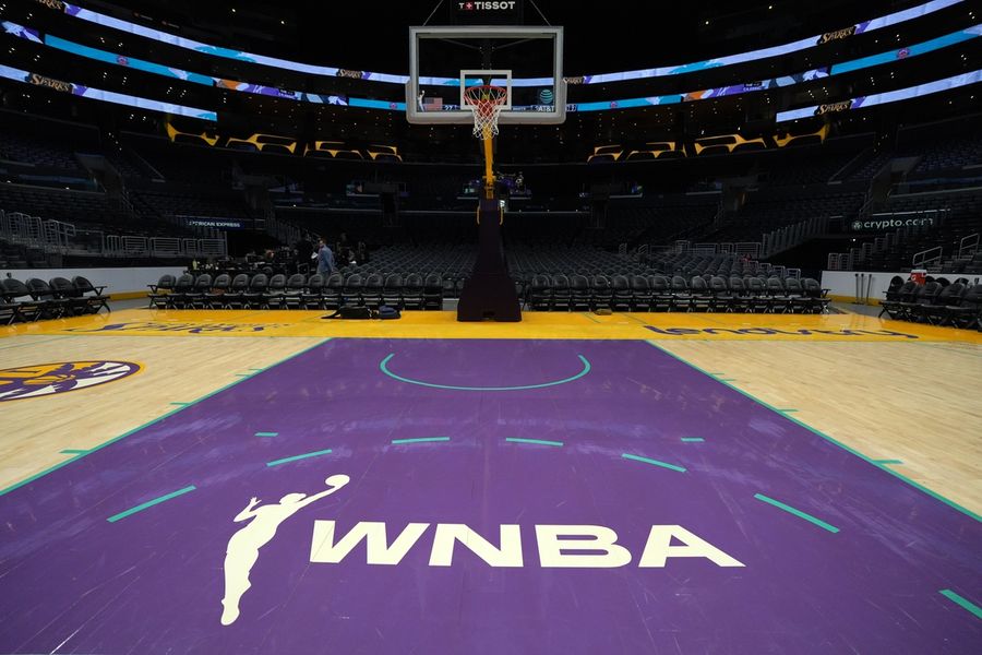 WNBA: Minnesota Lynx at Los Angeles Sparks