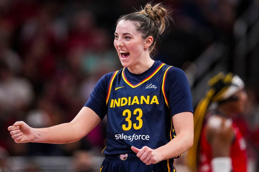 Storm ficha a la delantera Katie Lou Samuelson por un contrato de 1 año