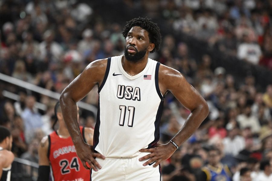 Kevin Durant, LeBron James fuel U.S. past Serbia