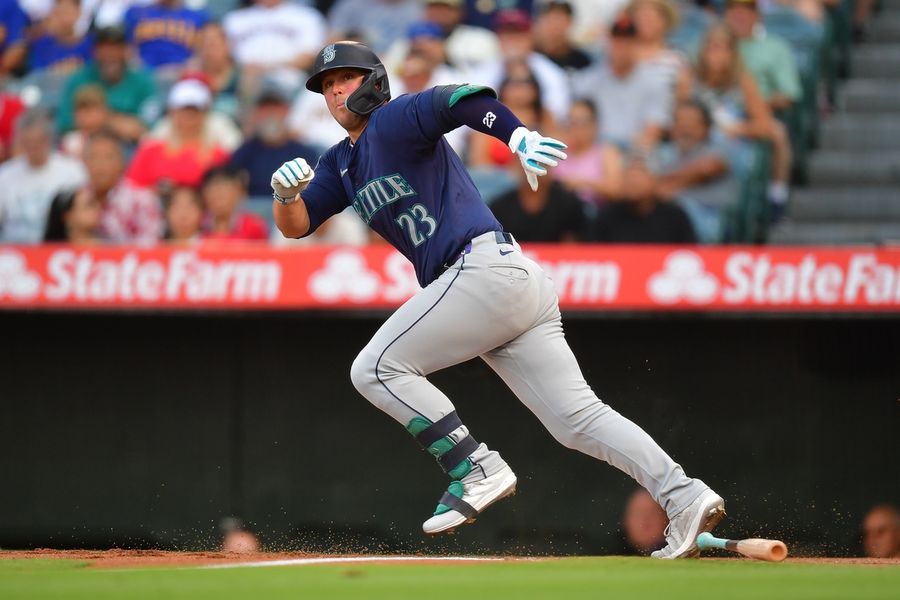 Relatórios: Mariners colocam 1B Ty France em isenções