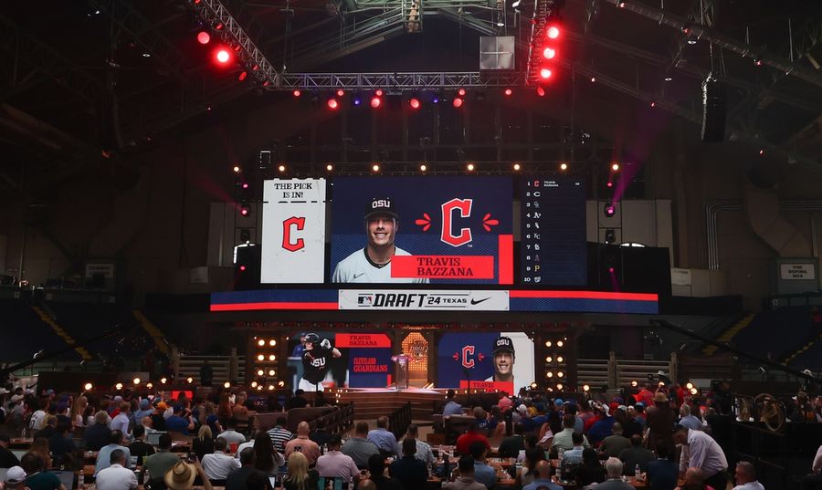 Guardians sign No. 1 pick Travis Bazzana to $8.95M deal 