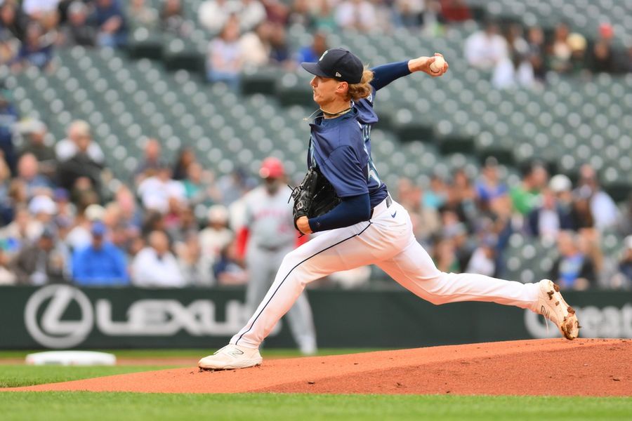 Angels se reúnem tarde para a vitória sobre os Mariners