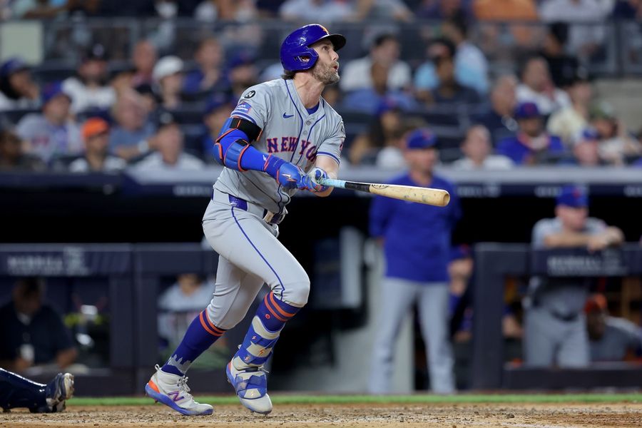 Jeff McNeil marca novamente na vitória do Mets sobre os Yankees