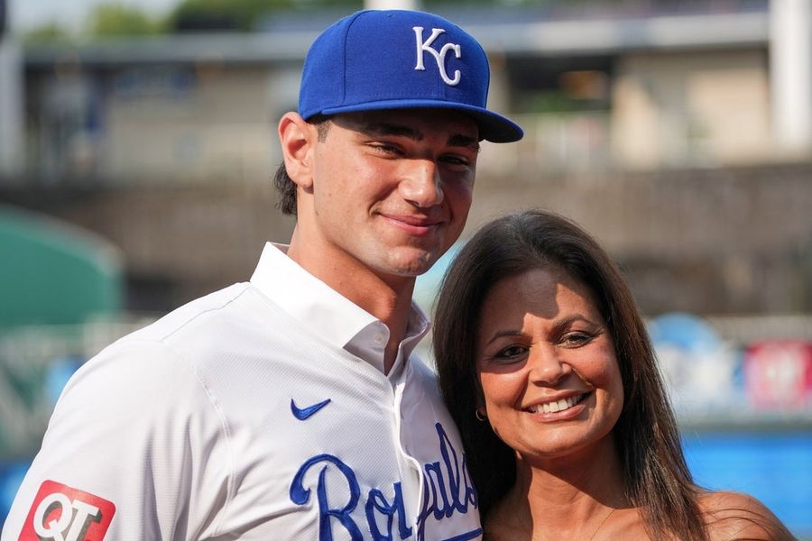 MLB: Arizona Diamondbacks at Kansas City Royals
