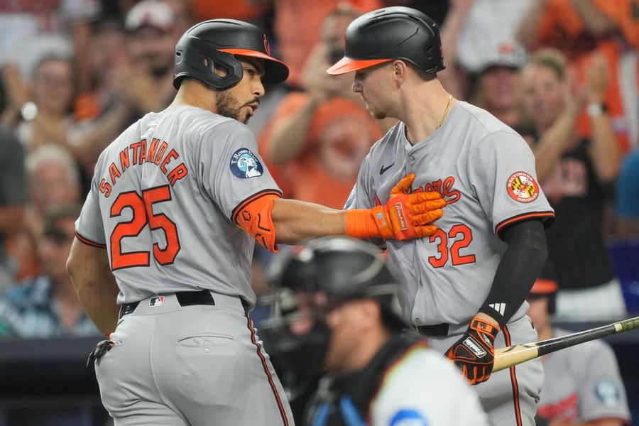 Orioles perde vantagem de seis corridas e vence Marlins em 10 entradas