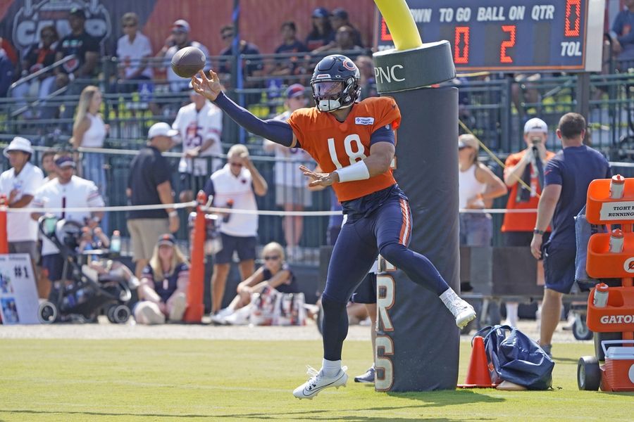 Bears QB Caleb Williams pushing to play Thursday in Canton