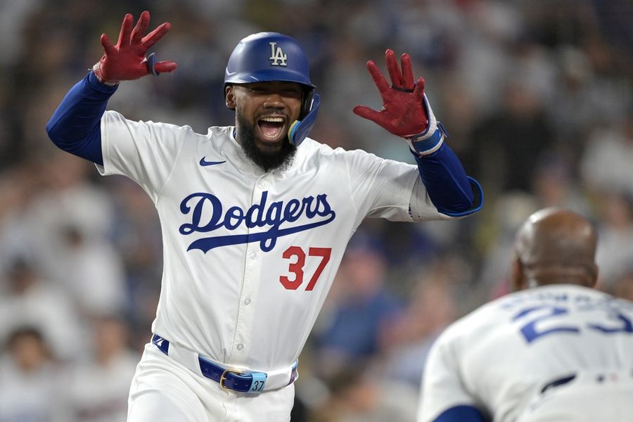 Freddie Freeman returns as Dodgers down Phillies